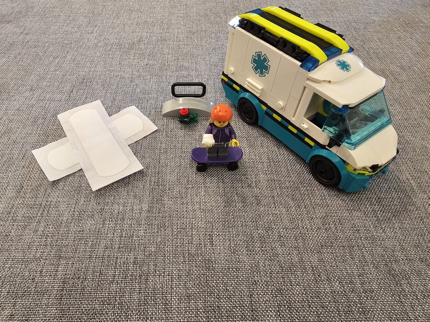 LEGO City - Emergency Ambulance Set (60451)