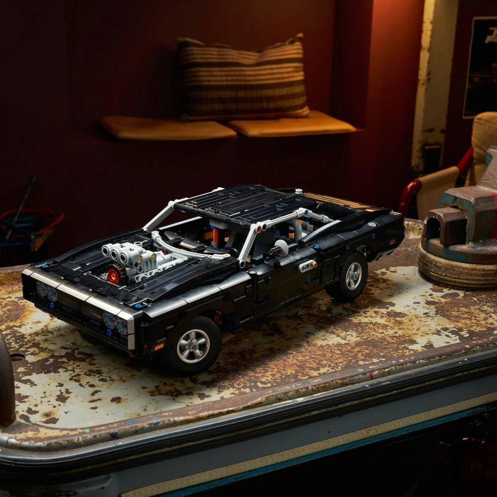 LEGO Technic - Fast Furious Dodge Charger R/T (42231)