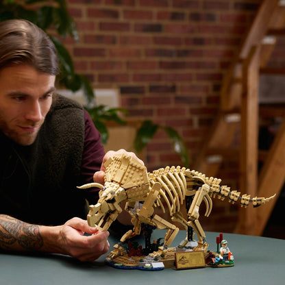 LEGO Dinosaur Fossils - triceratops (77985)