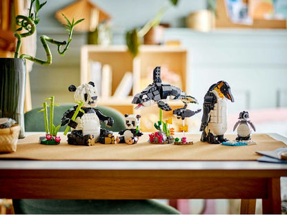 LEGO Creator - Panda Family (31165)
