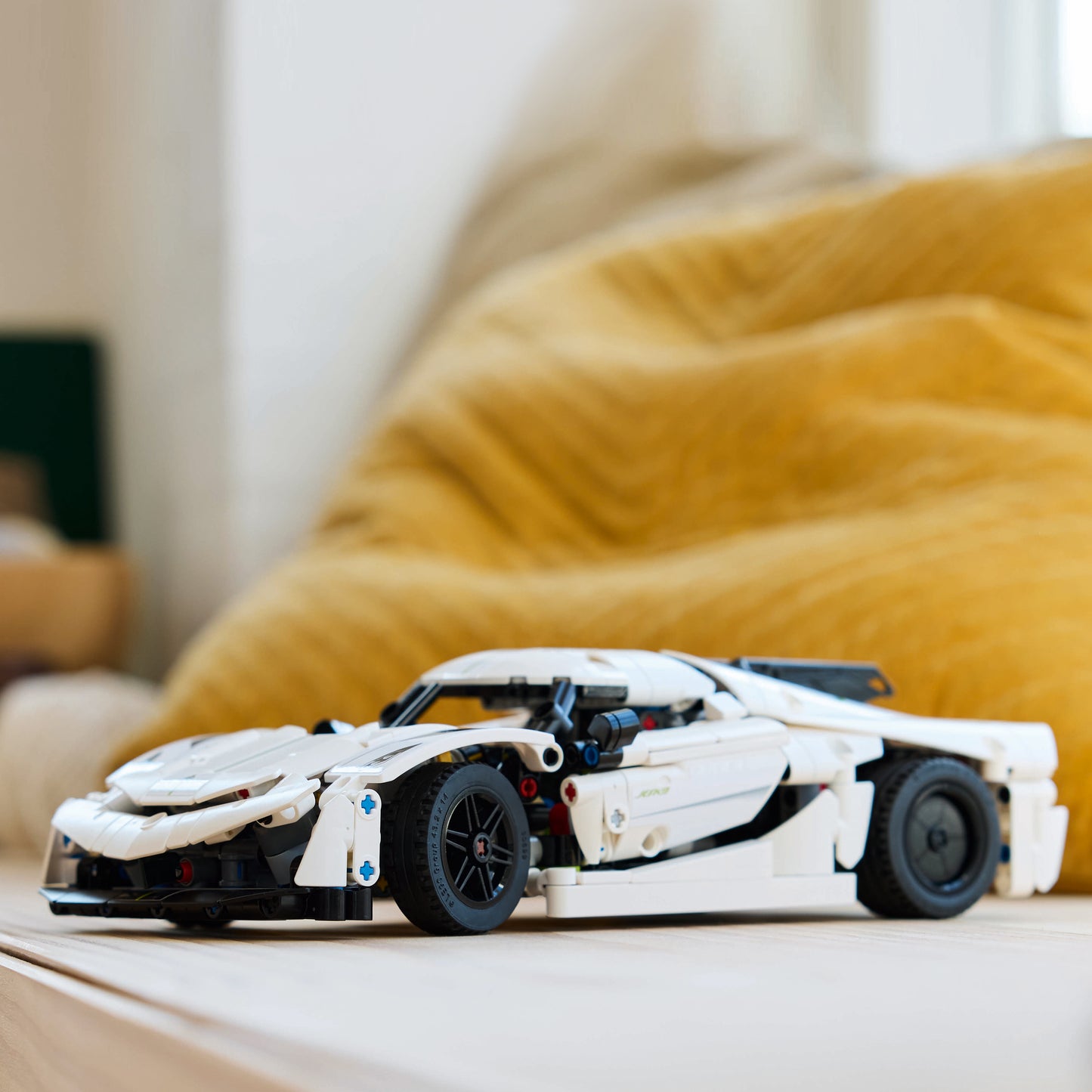 LEGO Technic - Koenigsegg Jesko Absolut (42184)