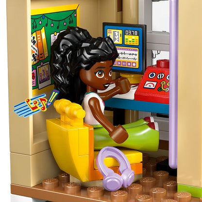 LEGO Friends - Music Store & Apartment (42653)