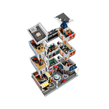 LEGO Creator - Assembly Square (10255)