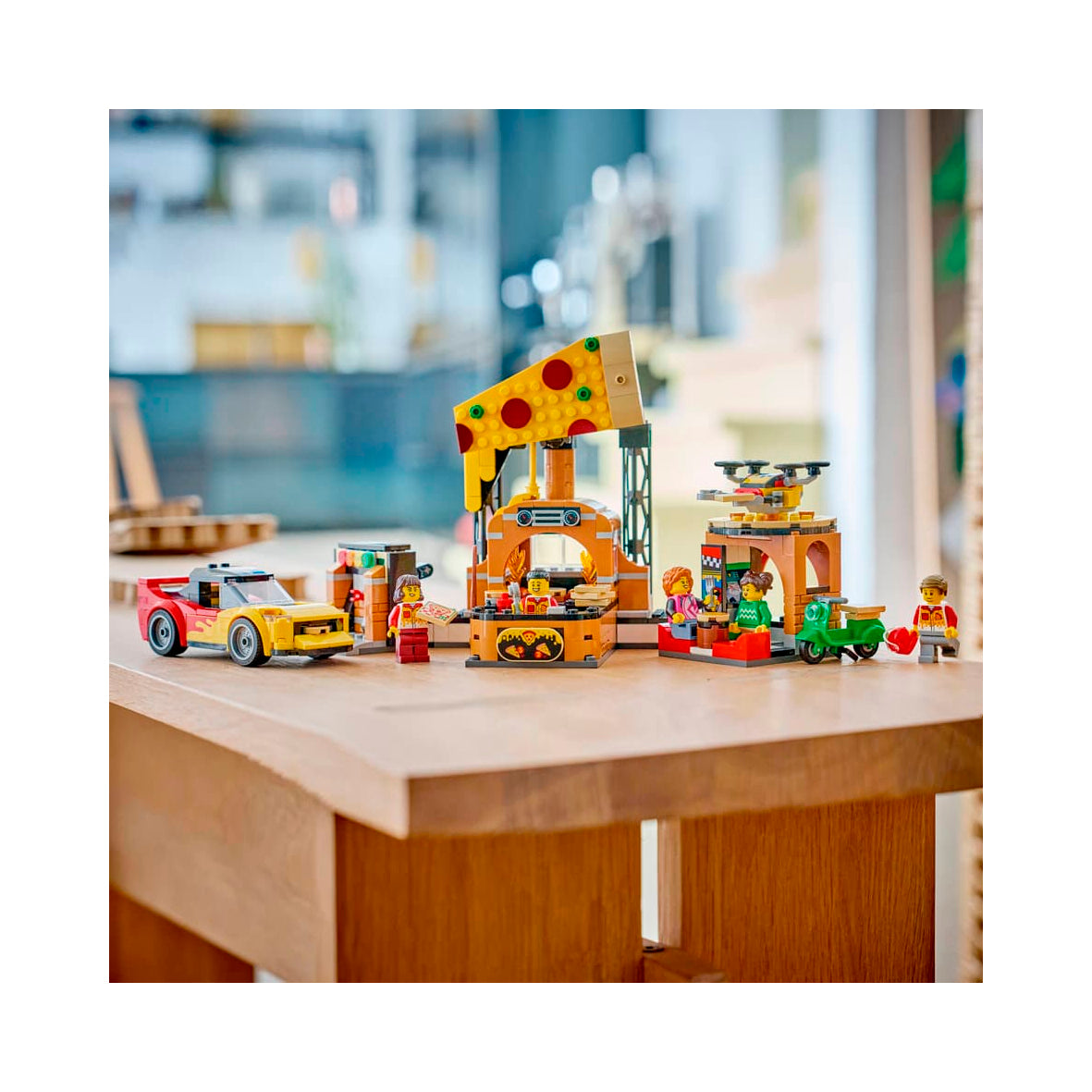 LEGO City - Pizza Delivery Experience (60496)