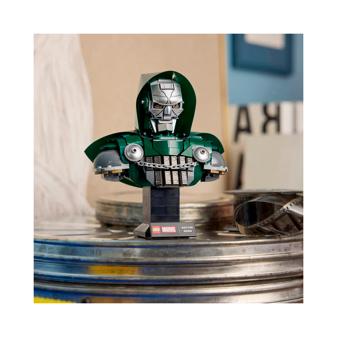 LEGO Marvel - Doctor Doom Bust (76345)