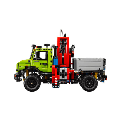 LEGO Technic - Mercedes-Benz Unimog U 5023 With Crane (42242)