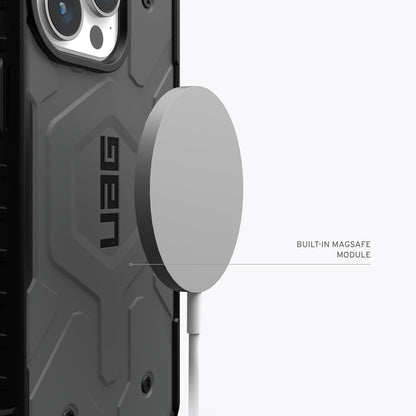 UAG - iPhone 15 Pro Pathfinder MagSafe Case - Silver