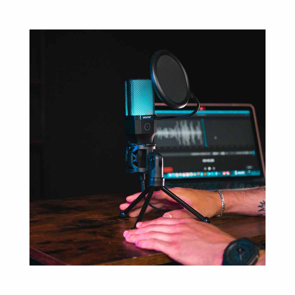 Woxter - Mic Studio 65 RGB - Black