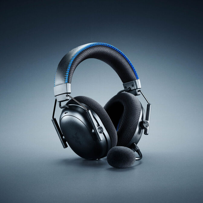 Razer - Blackshark V3 PRO - Wireless ANC Esports Headset - Black - PS5