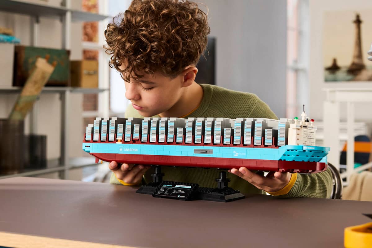 Lego - Maersk Dual-Fuel Container Vessel (40955)