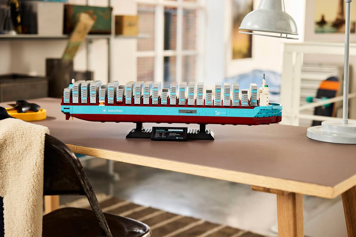Lego - Maersk Dual-Fuel Container Vessel (40955)