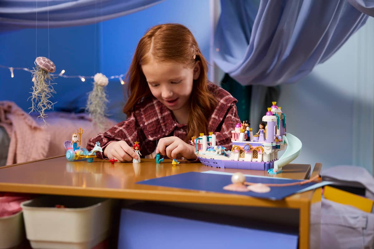 LEGO Disney - Ariel´s Royal Wedding Boat (43299)
