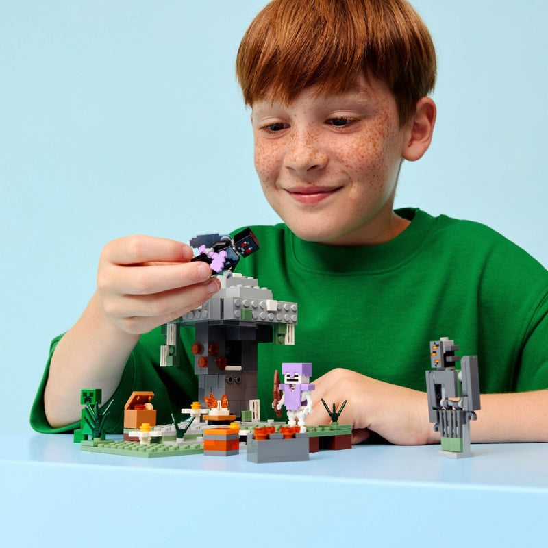 LEGO Minecraft - The Pale Garden (21586)