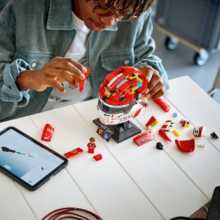 Lego Editions - Scuderia Ferrari HP Charles Leclerc Helmet (43014)