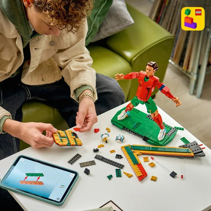 Lego Editions - Cristiano Ronaldo - Football Legend (43016)
