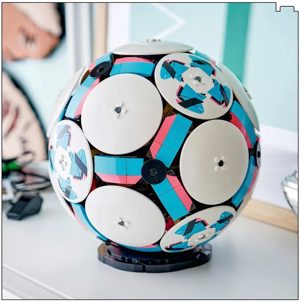 LEGO Editions - Soccer Ball (43019)