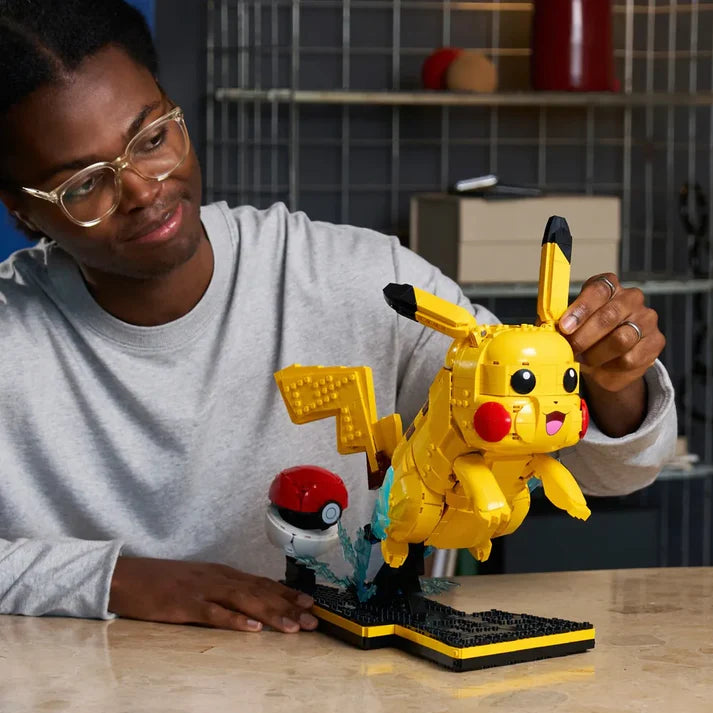 Lego Pokemon - Pikachu And Poke Ball (72152)