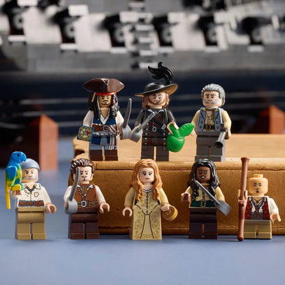 LEGO Icon - Captain Jack Sparrow's Pirate Ship (10365)