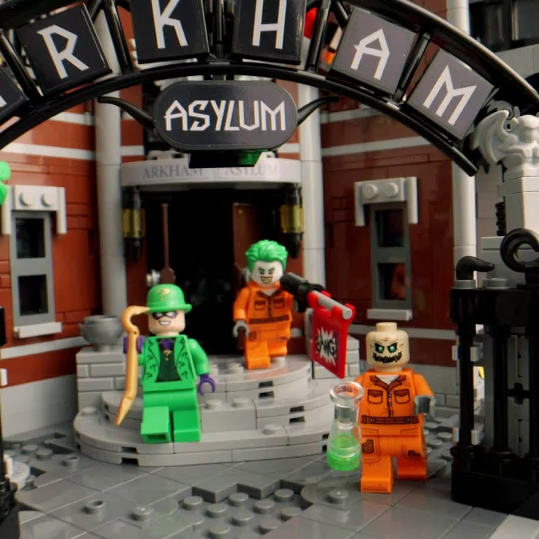 LEGO Batman - Arkham Asylum (76300)