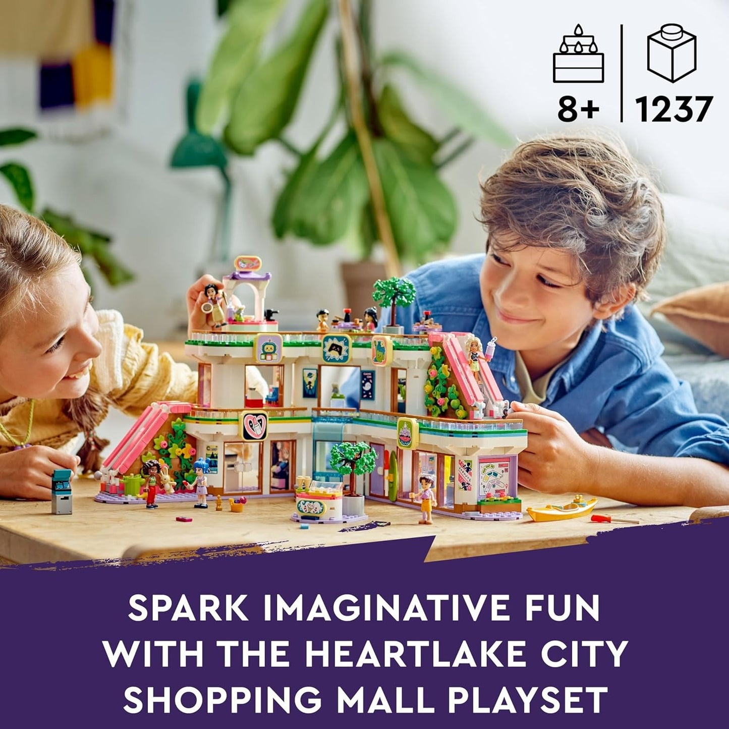 LEGO Friends - Olly and Paisley s Family Houses (42620)