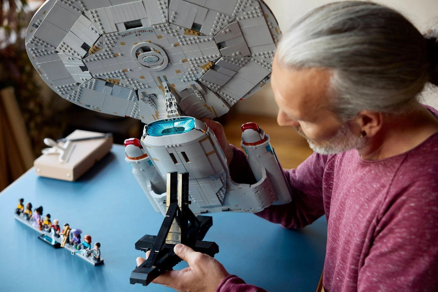LEGO Icons - Star Trek: U.S.S. Enterprise NCC-1701-D (10356)