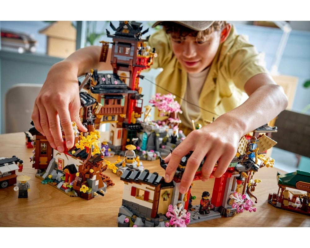 LEGO Ninjago - The Old Town (71861)